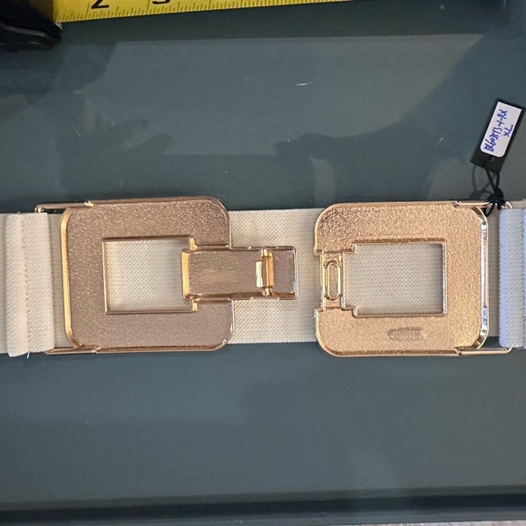 New nOir belt - Picture 2 of 4